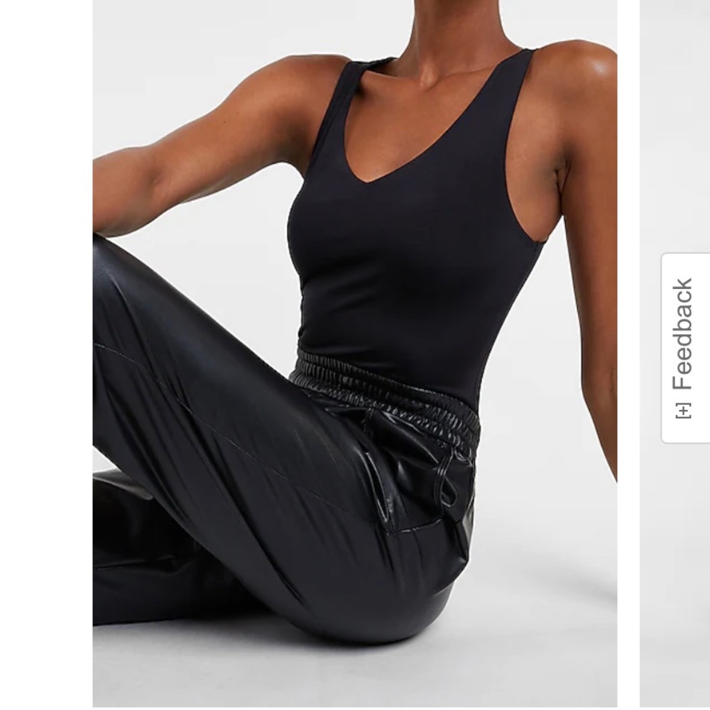*5 for $50* NWT Express Body Contour V-Neck Bodysuit - Black Size Large